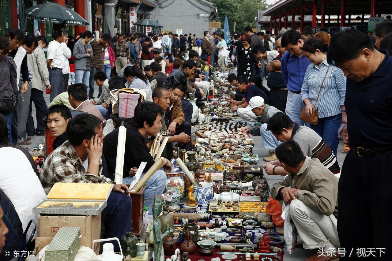 北京潘家园有4000多古玩商户，日客流量7万多，捡漏故事天天有