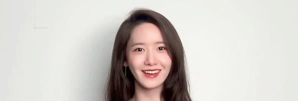 润娥首次纹身示人‧网民崩溃难直视
