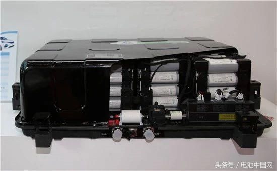 300Wh\/kg能量密度获突破 中国NCA三元电池进入高能量密度3.0时代