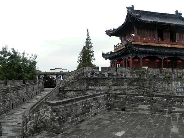 湖北最委屈的城市:曾当了400年“帝王之都”，如今没落成四线城市