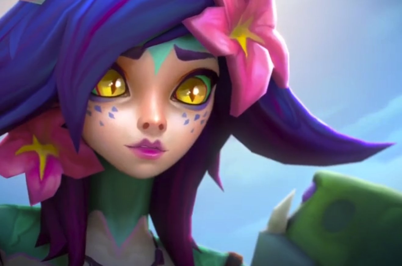 这副打扮不禁让人想起了翠神的小菊,小菊头上也戴着可爱的小花,对此