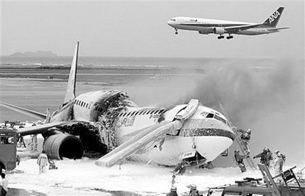 美国航空1号航班空难图片