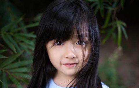 第二名:安淇尔,2007年出生于湖南长沙,小名又叫苹果,2013年她因一组