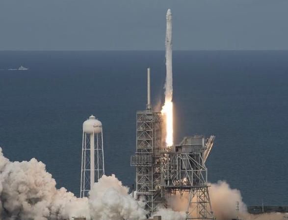 世界上最大的中国超级天文望远镜--"巡天号"光学舱,作为中国2020年