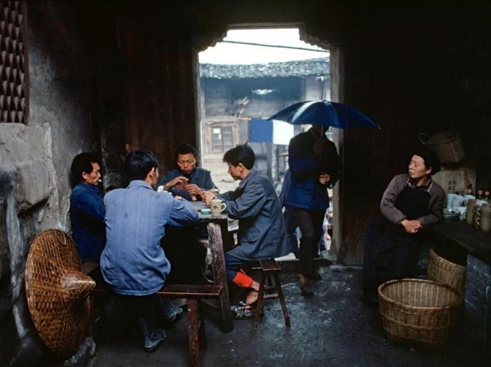 【潇湘:看一看时间的人生1920-1998老照片里的中国变迁!